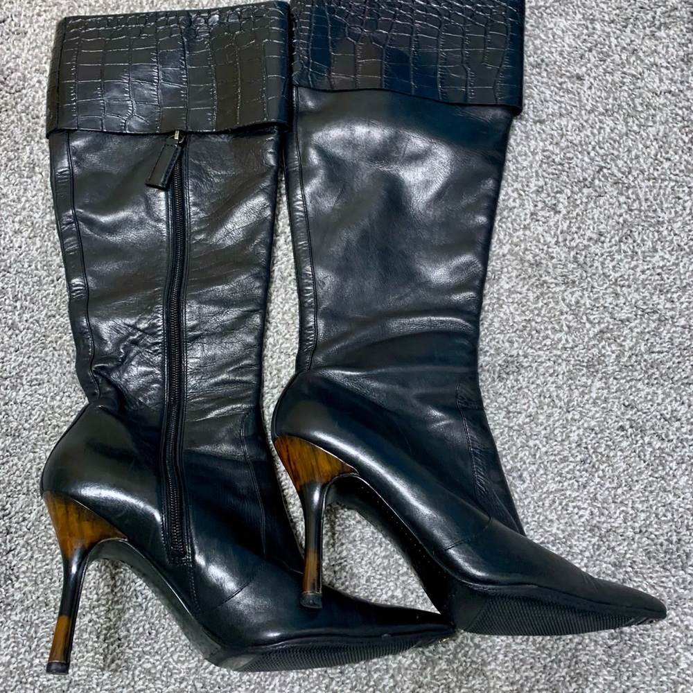 Studio 7 Black Croc-Patterned Heeled Boots